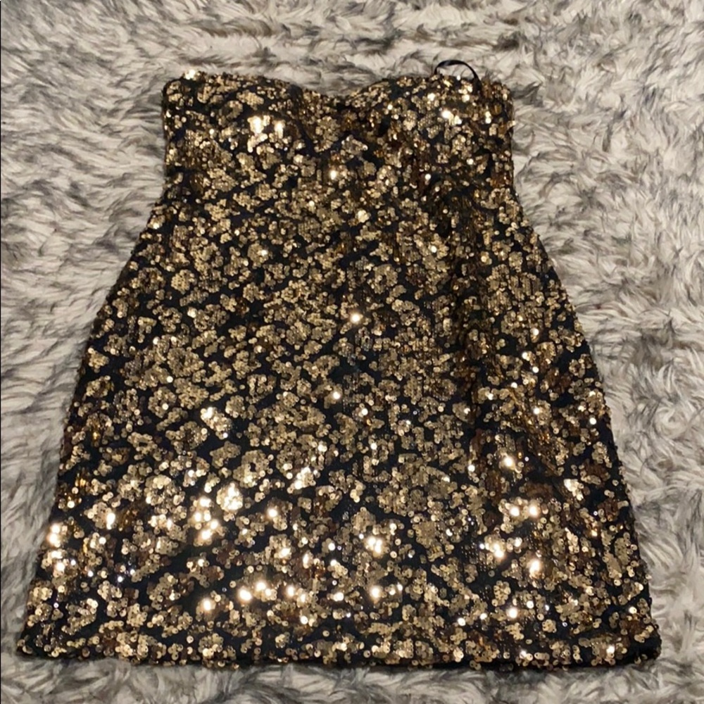 Fredricks of Hollywood Black and Gold Sequin Dress